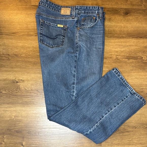 Levi Strauss Signature Mid Rise Bootcut Women’s 16 Short Stretch Denim Jeans - Picture 4 of 7